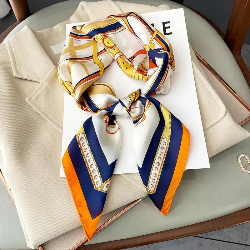 Women Bags Online - Pañuelo Cuadrado de Seda Delgado de