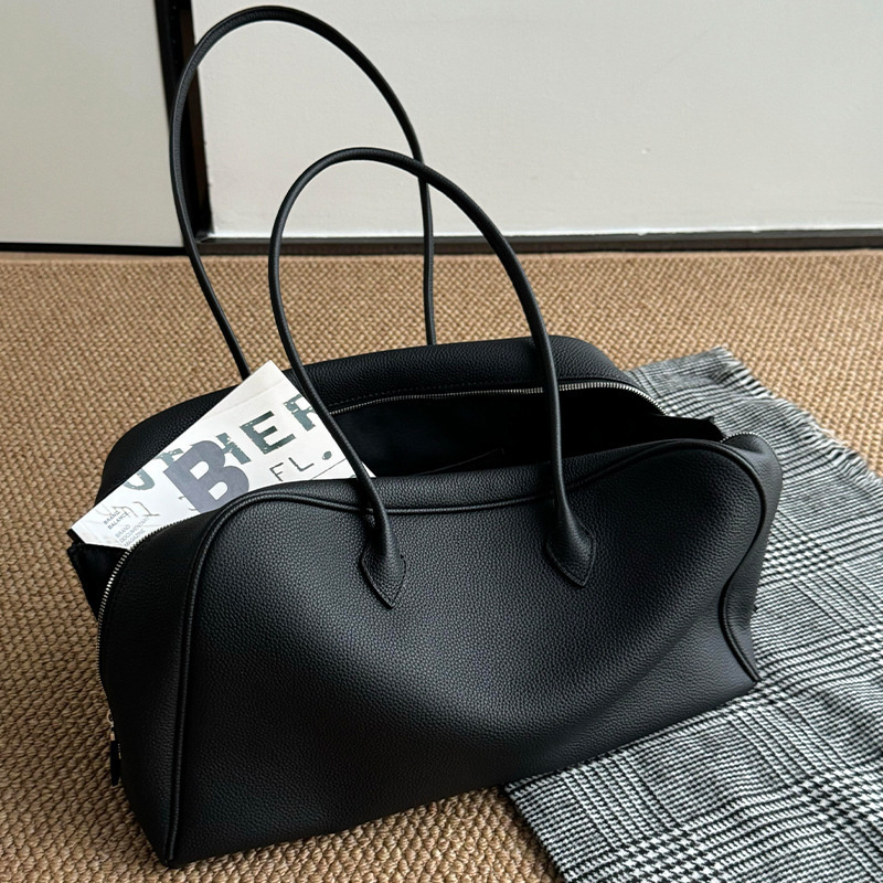 Women Bags 2026 Trends - Bolso Tote Boston de Cuero Suave