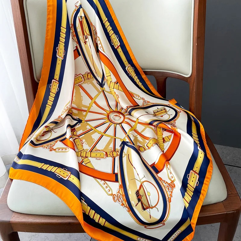 Pañuelo Cuadrado de Seda Delga - Women Bags Online reseña y precio