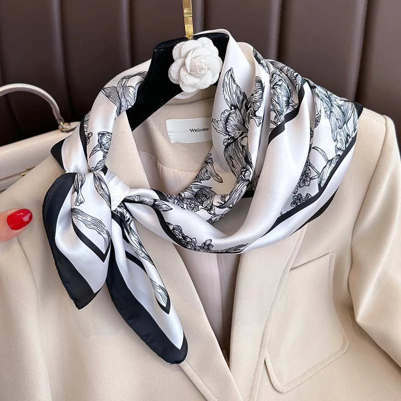 Bufanda cuadrada de seda con e - Women Bags Online reseña y precio