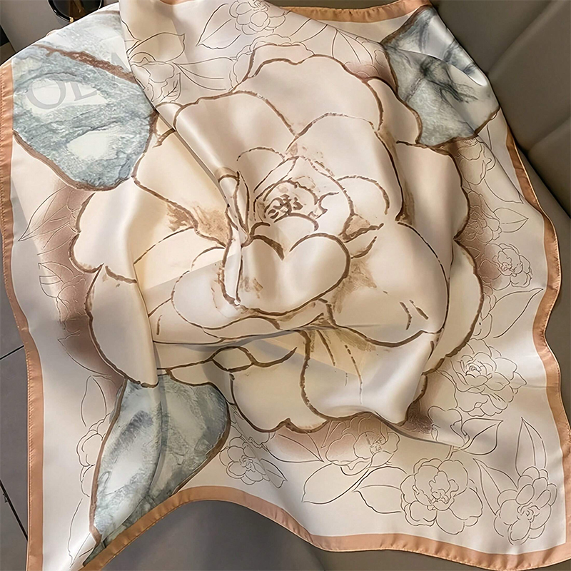 Bufanda cuadrada de seda satin - Women Bags Online reseña y precio